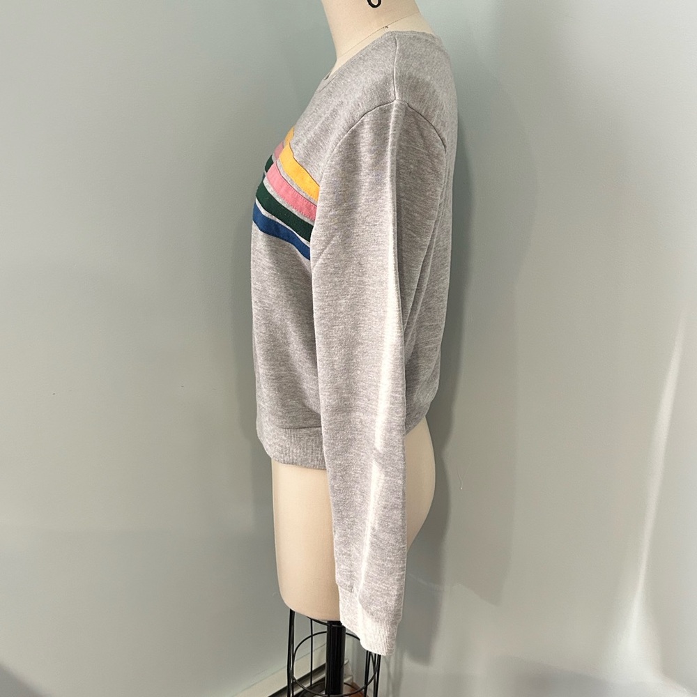 Forever 21 Grey Multi-color Stripe Sweater in Large - Picture 2 of 4